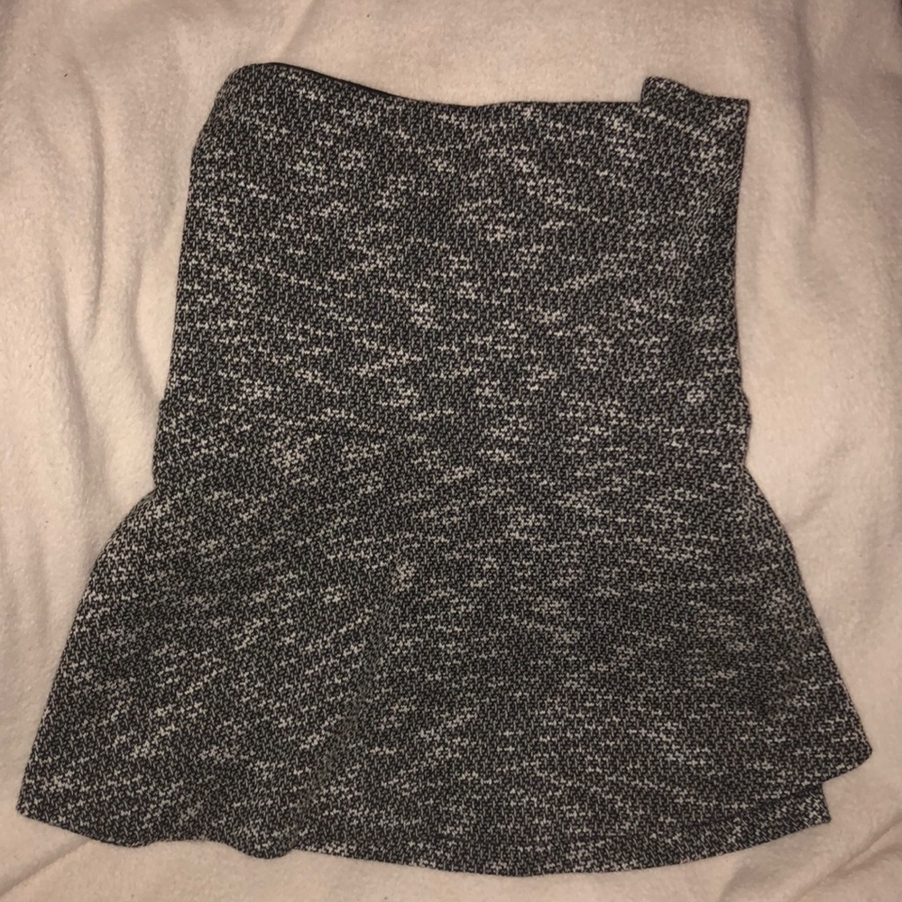 Grey skirt